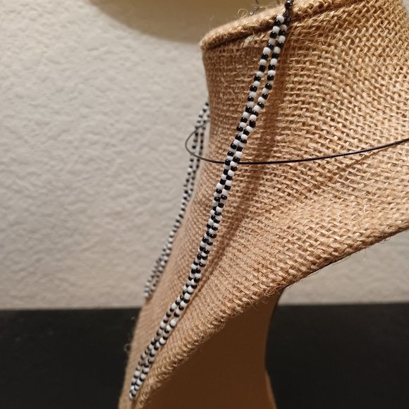 Swinging Loop Beads by PersonallyBowedbyCLB - Picture 5 of 12